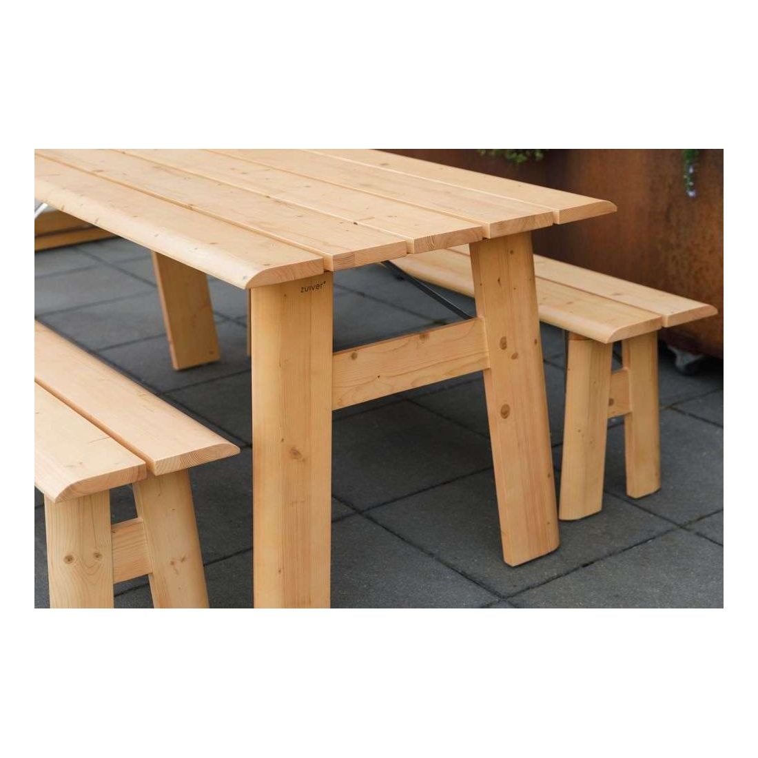 ZUIVER AVENUE jídelní stůl 2