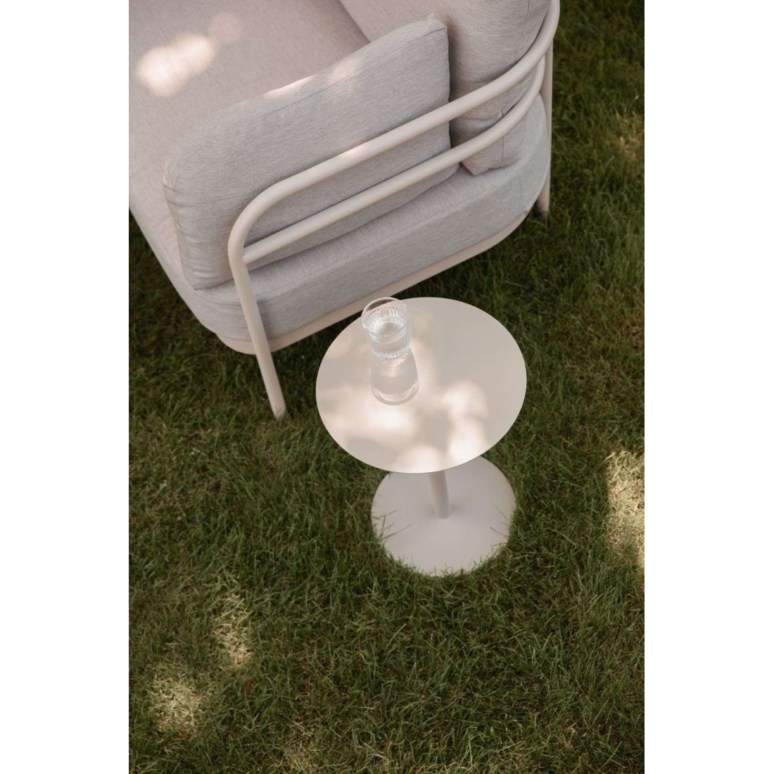 ZUIVER SNOW příruční stolek 2