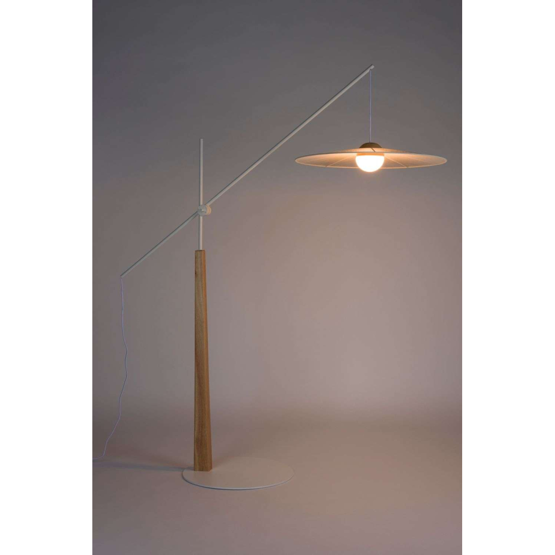 ZUIVER BELLE stojací lampa 2