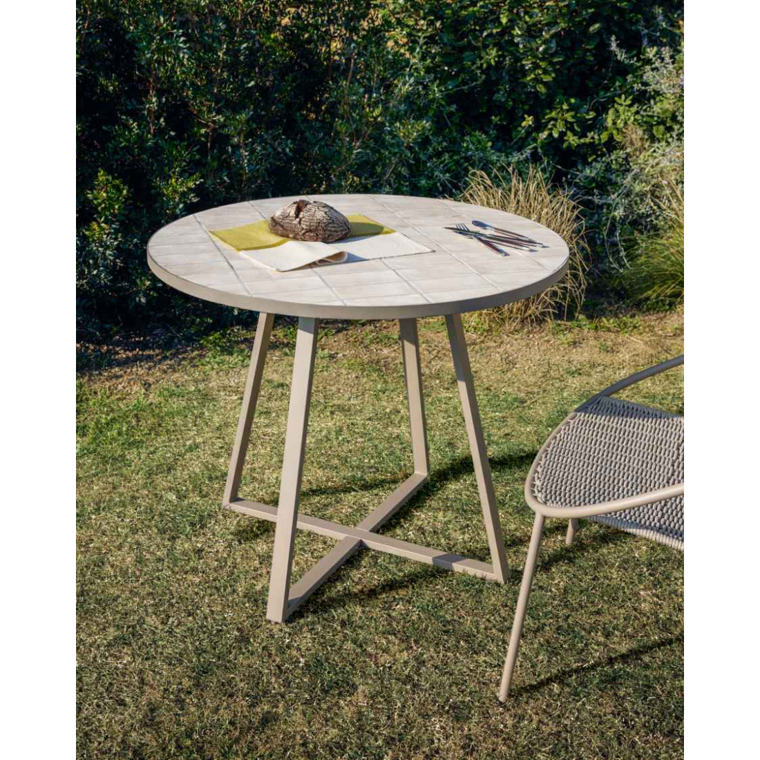 TELLA BEIGE zahradní stůl 2
