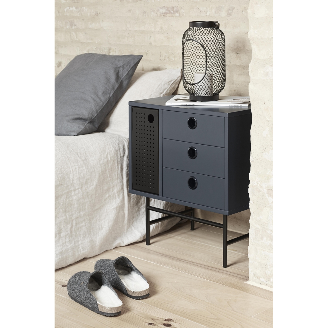 TEULAT PUNTO noční stolek 2