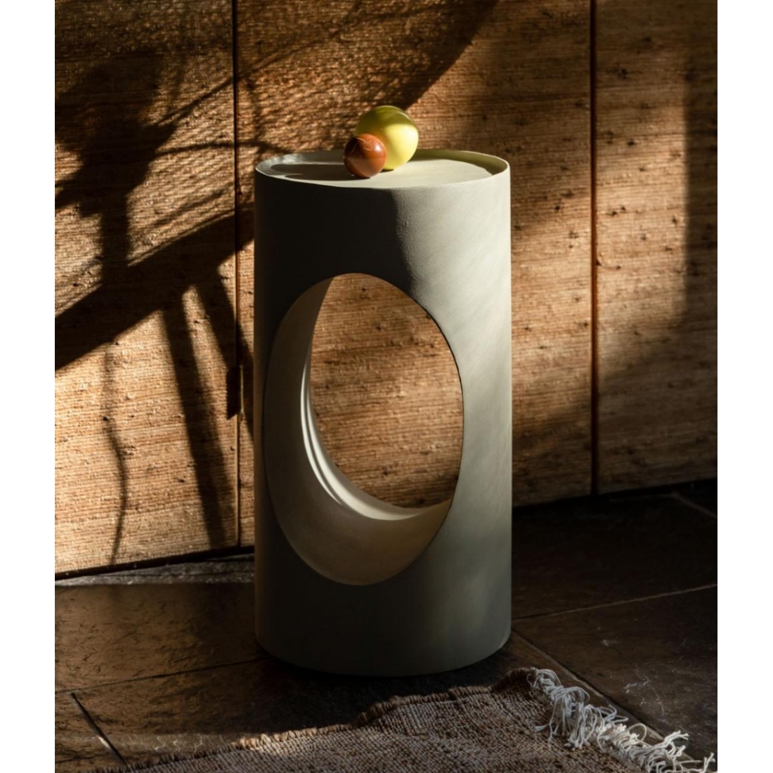 DUTCHBONE SAI příruční stolek 2