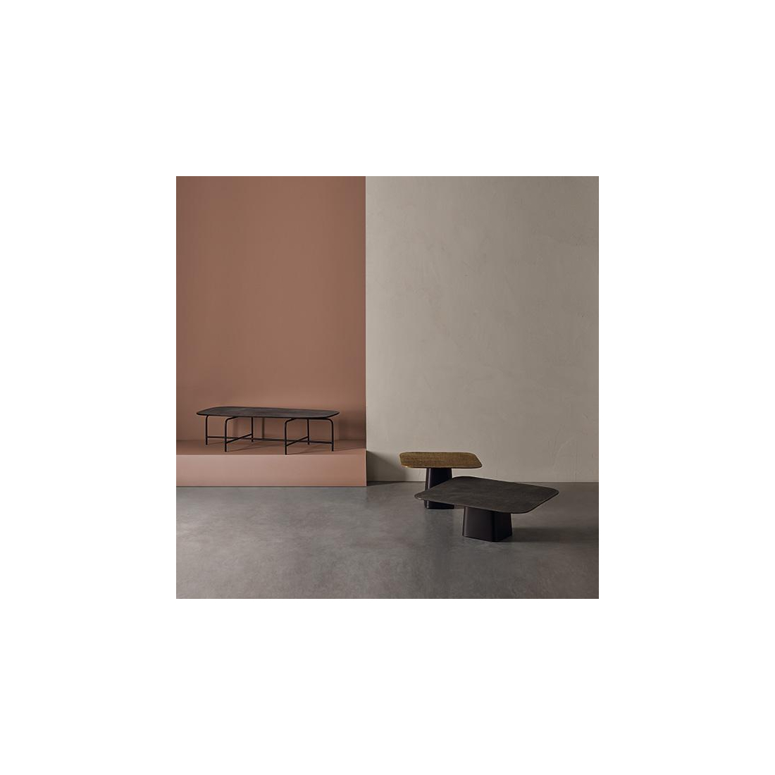 SHAREM konferenční stolek 2