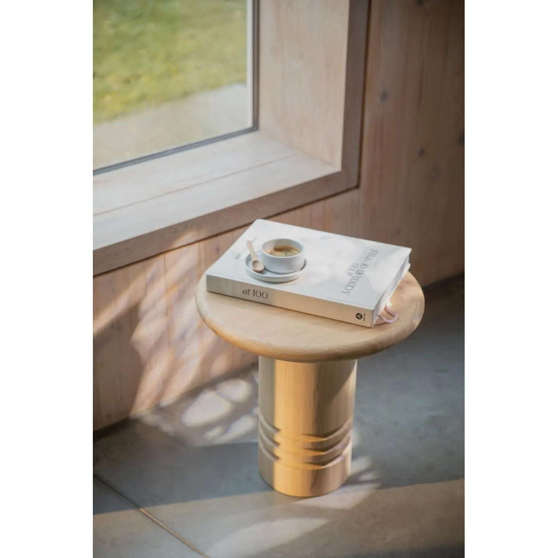 ZUIVER CHUNK příruční stolek 2